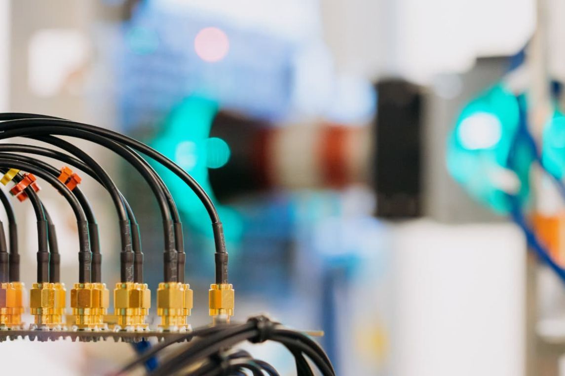 Microsoft stellt analogen optischen Computer (AOC) vor, der auf Basis von Licht arbeitet